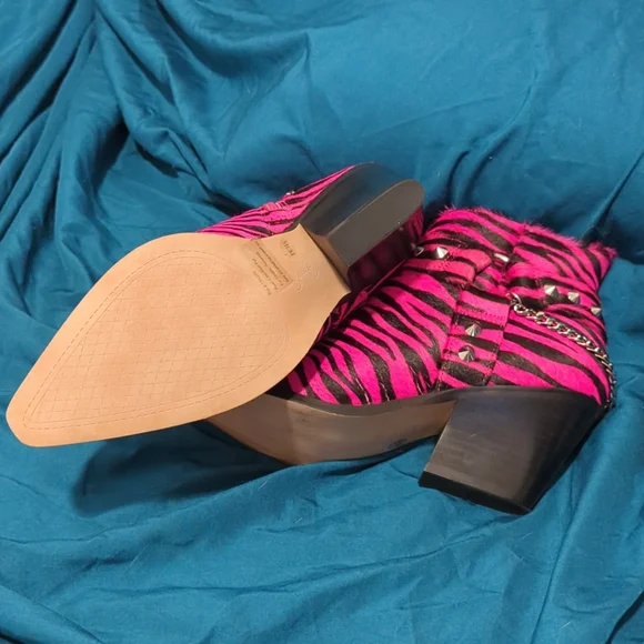 NWOT Jessica Simpson cow-hide black & pink zebra boots - Picture 4 of 5